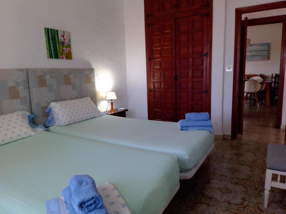 דניה Villa At Seafront With Private Garden-655 מראה חיצוני תמונה