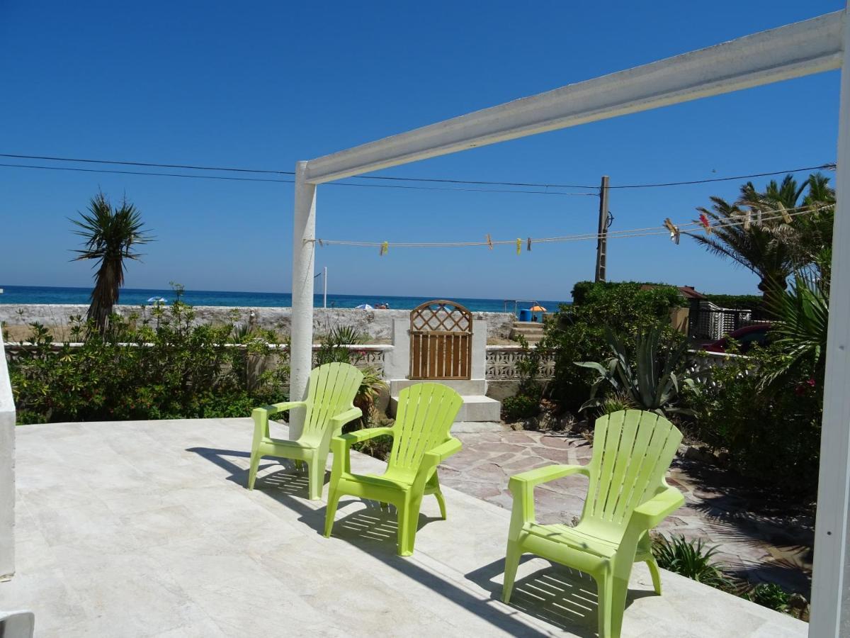 דניה Villa At Seafront With Private Garden-655 מראה חיצוני תמונה